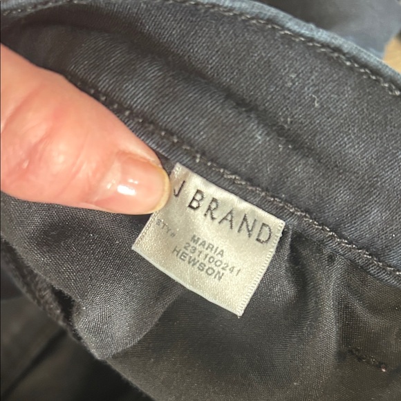 J BRAND “Maria” - Picture 6 of 7